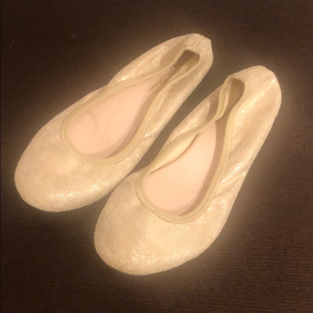 Gold sparkle flats